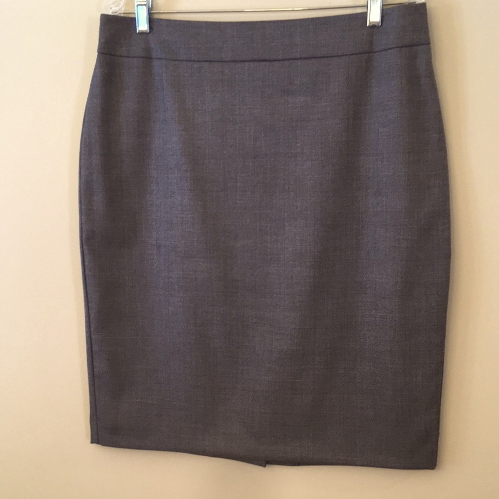 Ann Taylor Factory fully lined black/white skirt Size 12